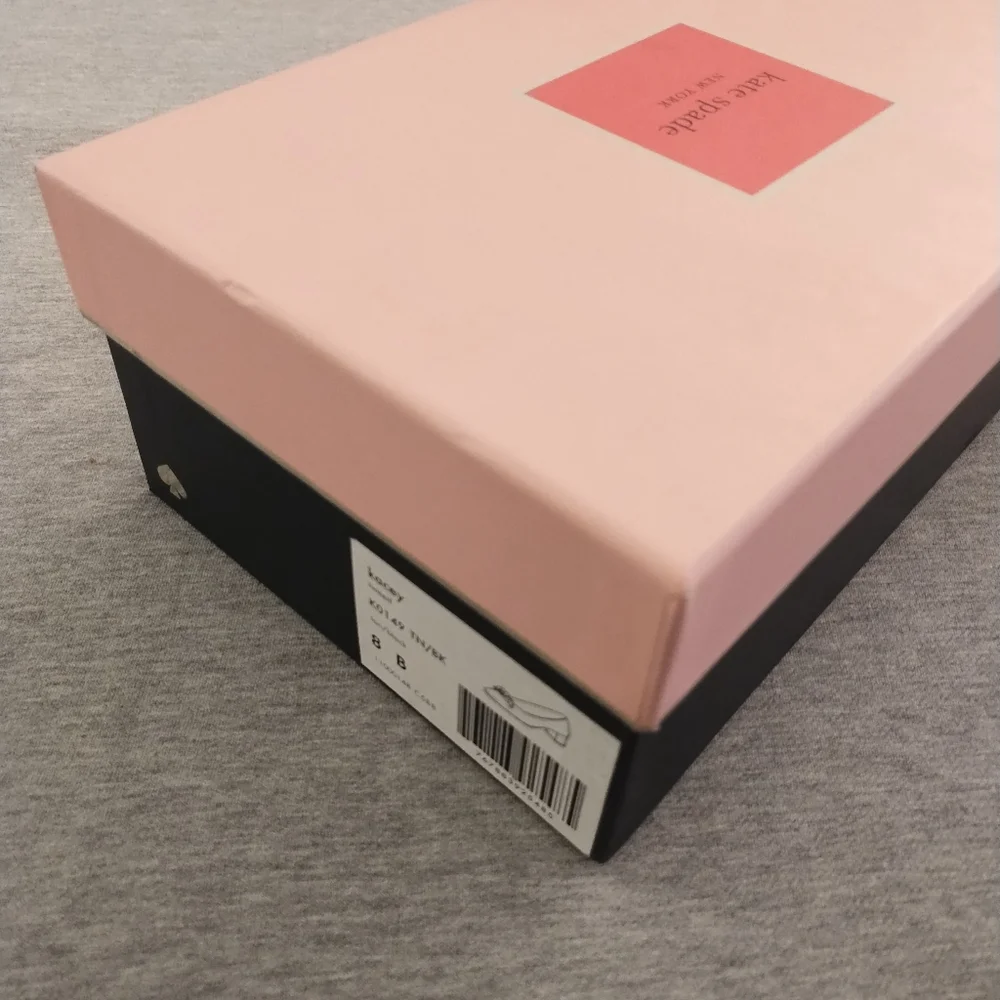 Kate Spade Shoe Box with Kate Spade Tissue Paper